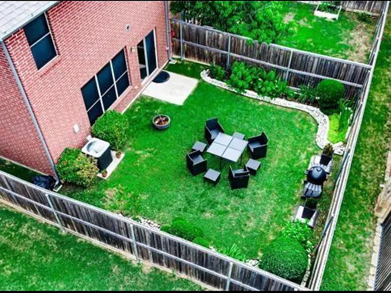 460 Hunt Dr — Photo 20