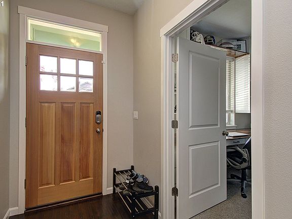 4th image of 10509 NE 111th Ct