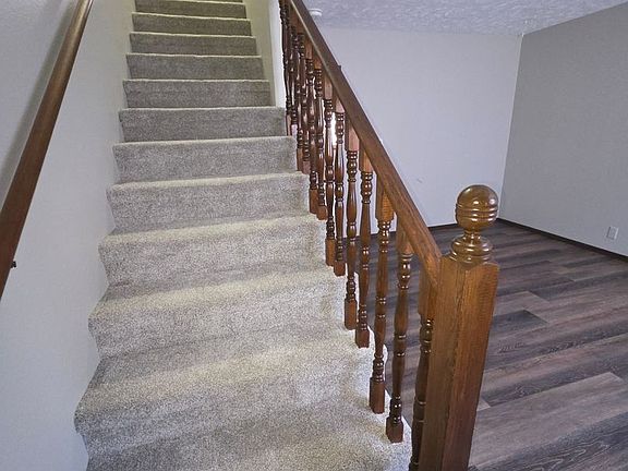 4th image of 507 Elm Ave #2