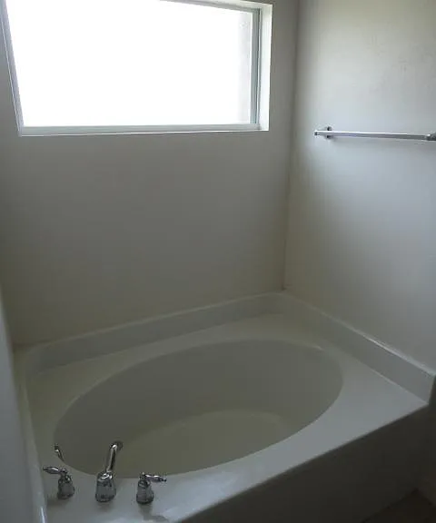2724 Noah Jordan Rd — Photo 9