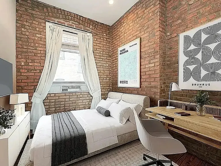 145 W 10th St #4F — Photo 3