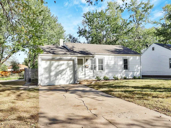 330 N Gordon Ave, Wichita, KS 67203