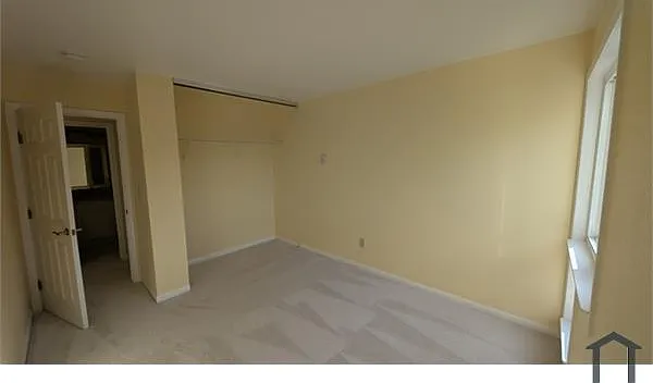 2 bed, 887 sqft, $3,000 — Photo 4