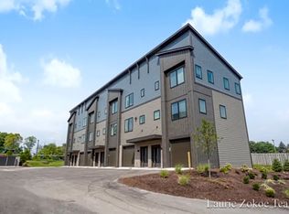 349 Cummings Ave NW #323, Grand Rapids, MI 49534