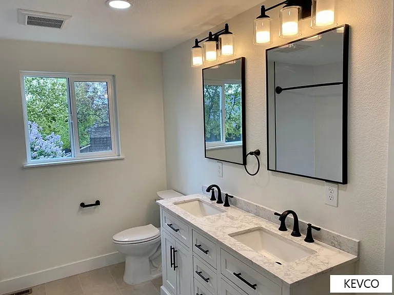 2401 Evergreen Dr — Photo 14