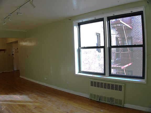 3rd image of 33-04 Junction Blvd #5T