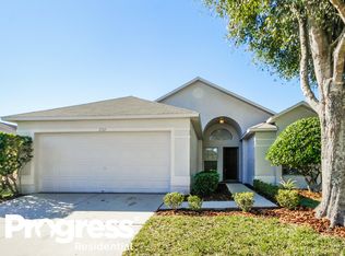 2705 Pankaw Ln, Valrico, FL 33596