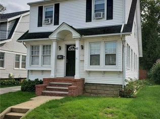 82 E Lincoln Ave, Valley Stream, NY 11580