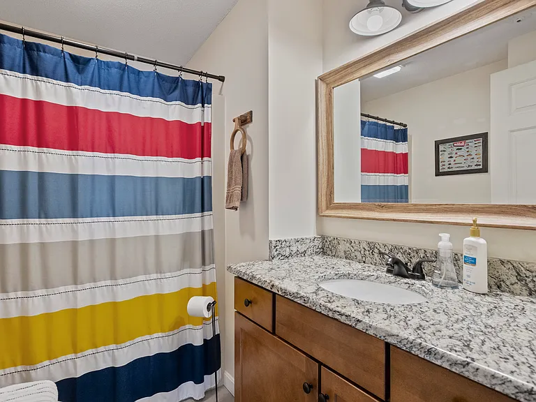 3 full bathrooms