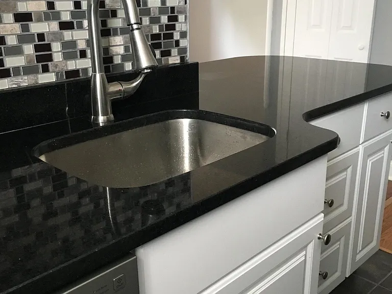 114 S Negley Ave #5 — Photo 2