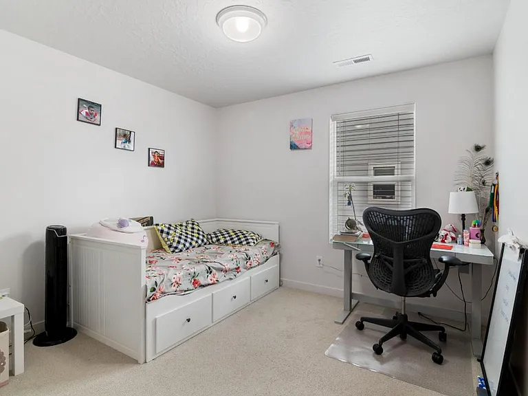 2613 N Snowberry Dr — Photo 6
