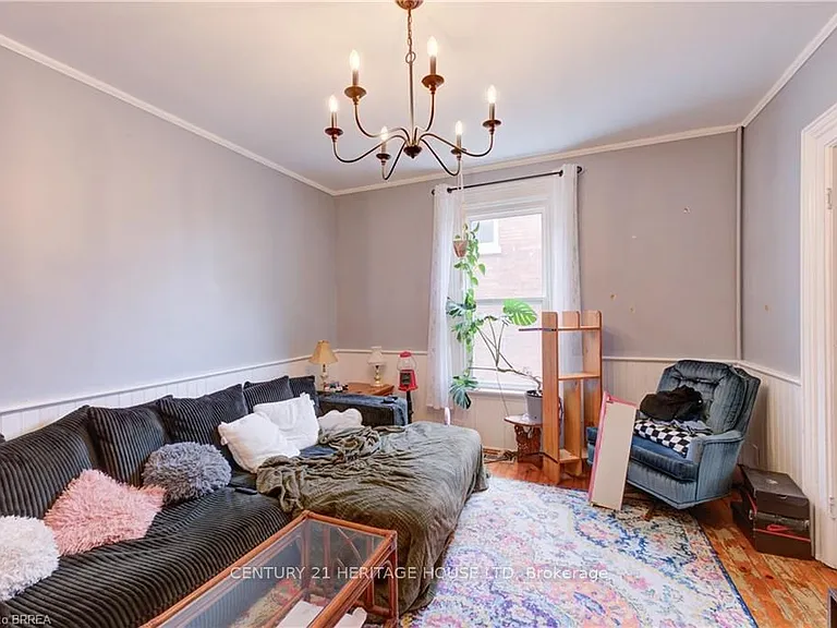 174 Darling St #1 — Photo 5
