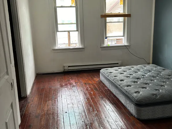 28 Lombard St, Buffalo, NY 14206