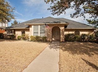 2826 Colleen Dr, Garland, TX 75043