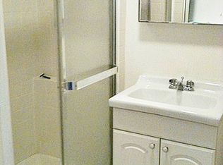 3058 34th St APT 3F, Astoria, NY 11103