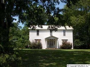 622 N Seneca Dr, Trinity, AL 35673