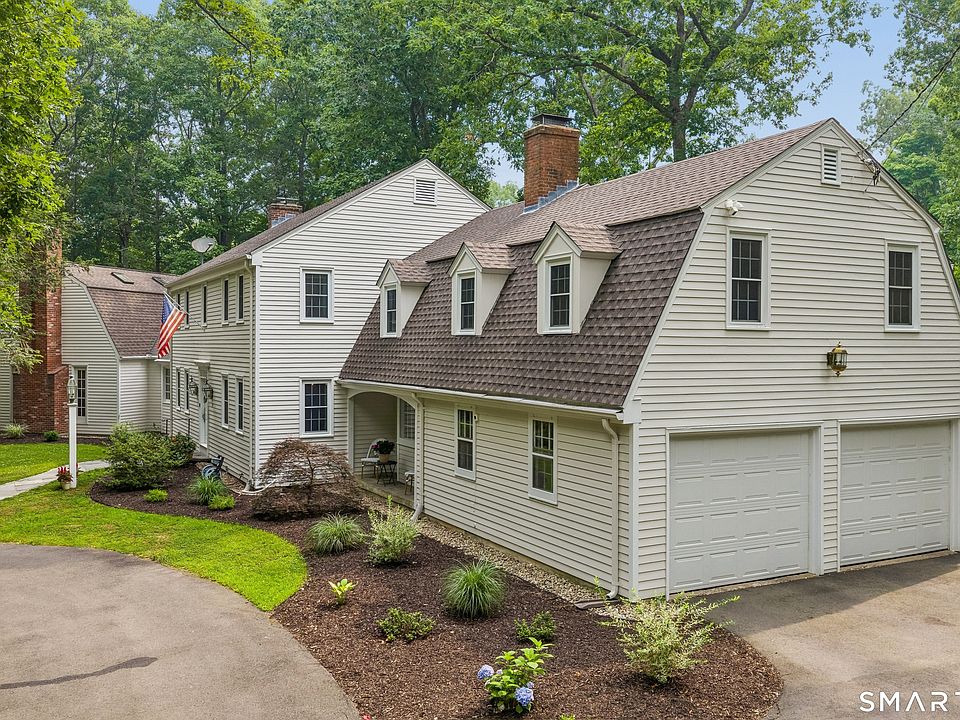 1st image of 10 Metacomet Road