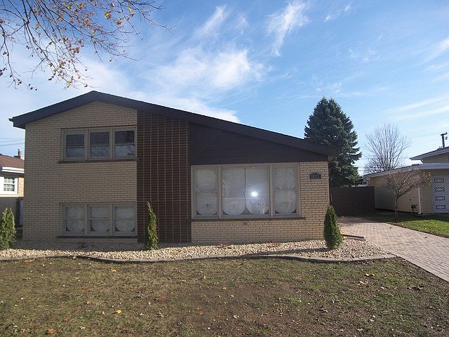 1st image of 10717 S Lawler Ave