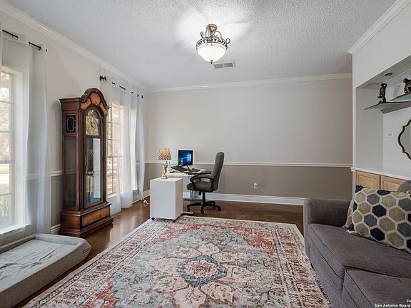 5th image of 8638 CHEVIOT HEIGHTS