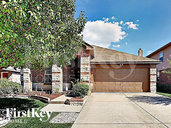 12640 Shady Cedar Dr, Fort Worth, TX 76244
