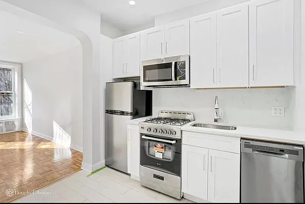 Rented by Douglas Elliman | media 5