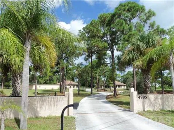 4995 Conley Pl, Fort Pierce, FL 34951