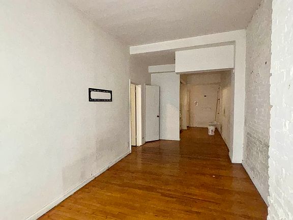 4th image of 233 E 80th St APT 1A
