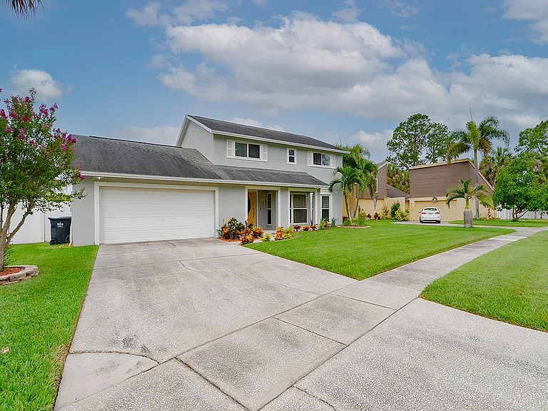 8318 Palma Vista Ln — Photo 23