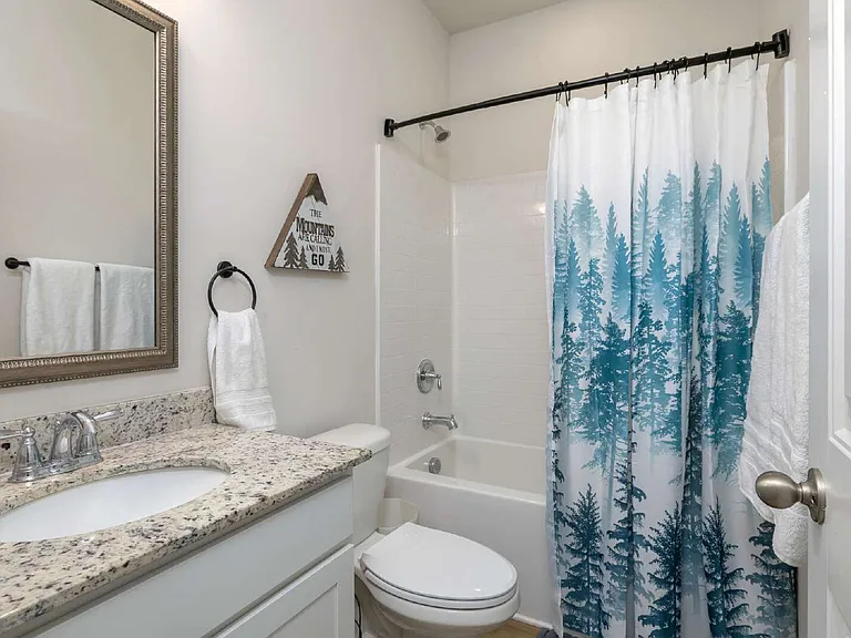 900 Curlew Cir — Photo 12
