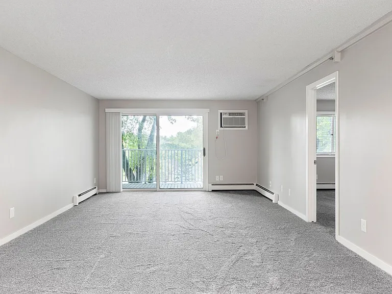 Hillcrest Place — Photo 59