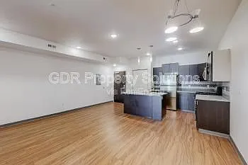 1 bed, 1.0 bath, 651 sqft, $1,430 — Photo 4