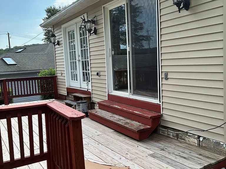 11 Eleanor Dr — Photo 3