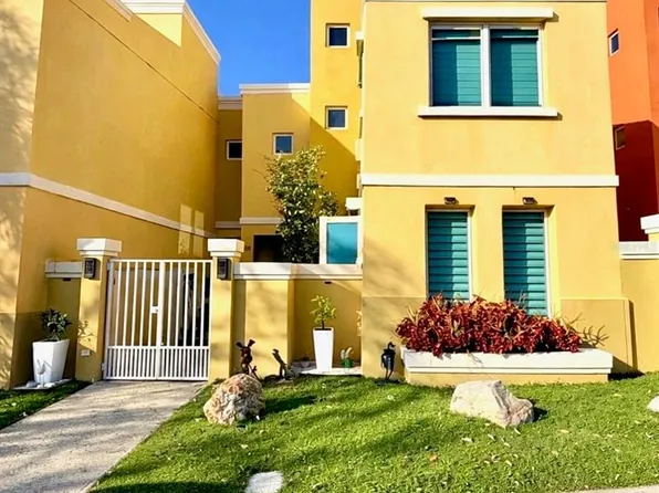 112 Via Capri St, Humacao, PR 00791