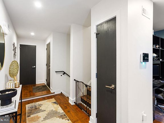 2nd image of 1759 Waterloo St
