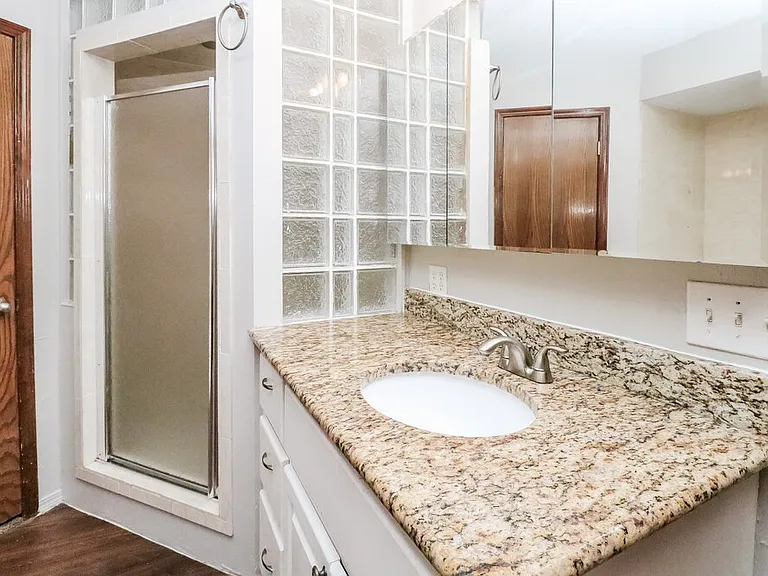 12913 S Drexel Ave — Photo 12