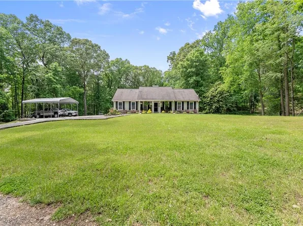 1405 Tapp Wood Rd, Hoschton, GA 30548