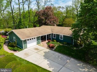 24 Forest View Pl, Willingboro, NJ 08046