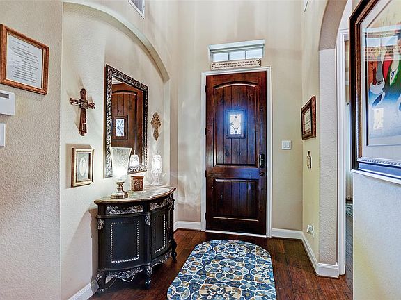 3rd image of 2305 Shallow Creek Ln