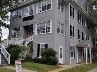 11 W Princeton Cir #2, Lynchburg, VA 24503