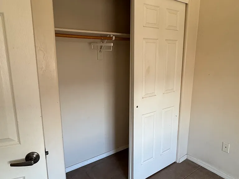 1231 E Allen Rd #2 — Photo 13