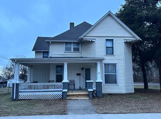 903 Woodlawn St, Mexico, MO 65265