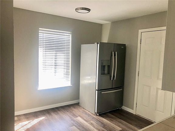 4th image of 4818 Mokry Dr