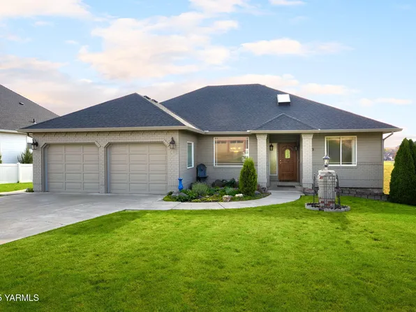 7516 Meadow Ln, Yakima, WA 98908