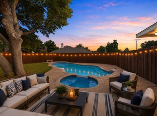3718 Thornhill Way, Rowlett, TX 75088