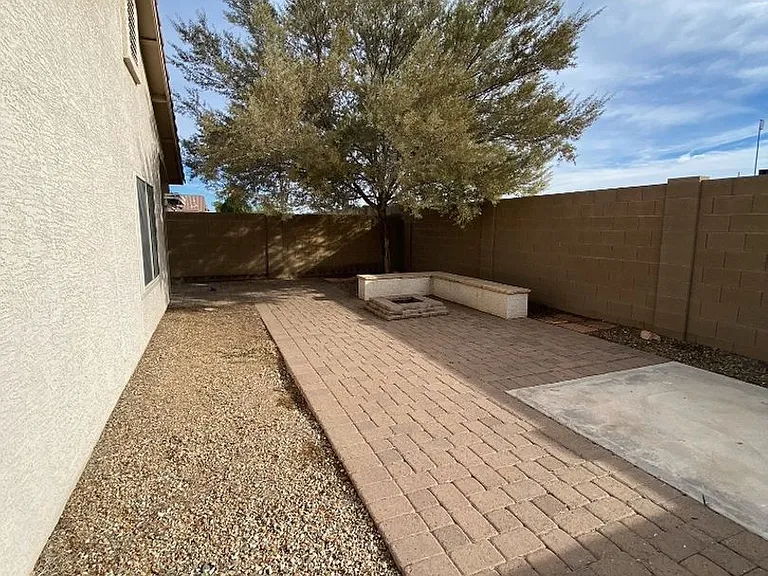 11425 W Pinehollow Dr — Photo 14