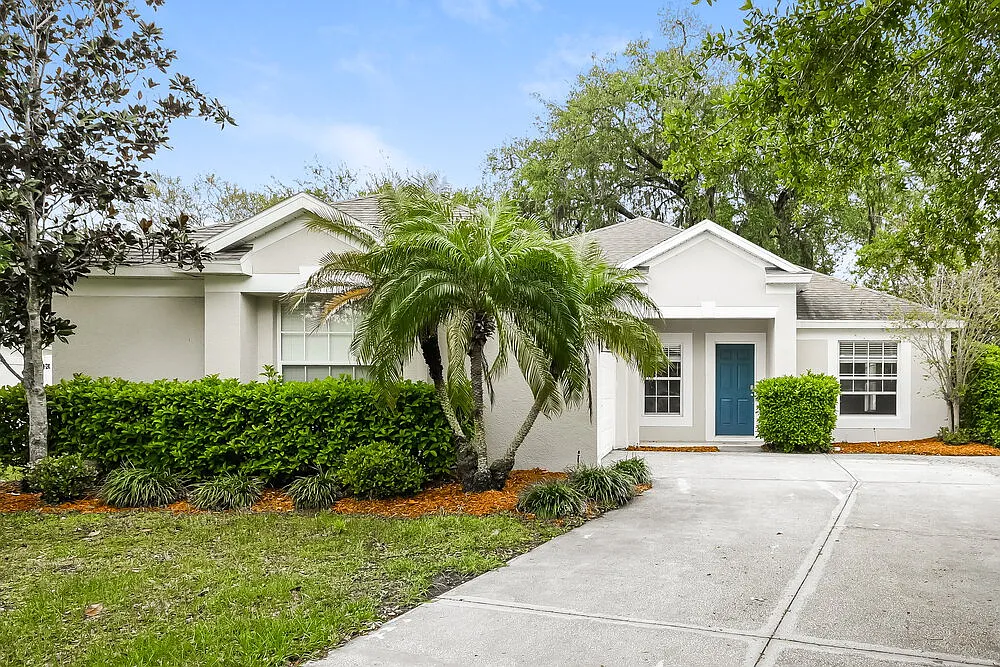 4 bed, 2.0 bath, 2191 sqft, $2,485 — Photo 1