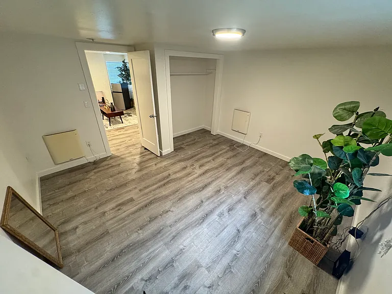 3213 S Kenyon St #1 — Photo 6
