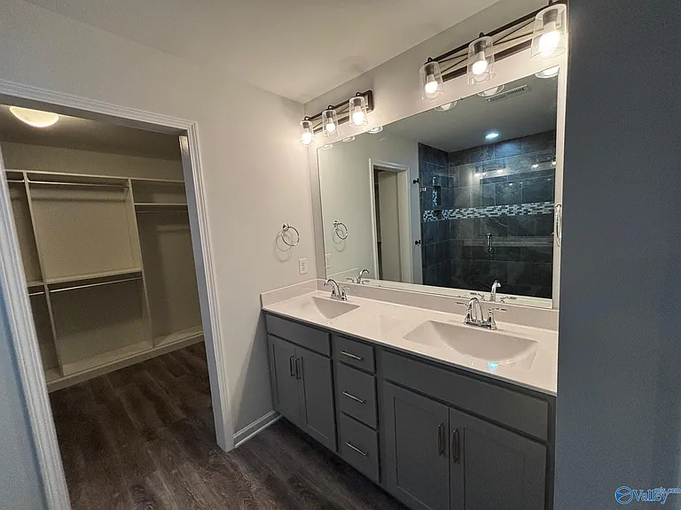 212 Oracle Cir — Photo 31
