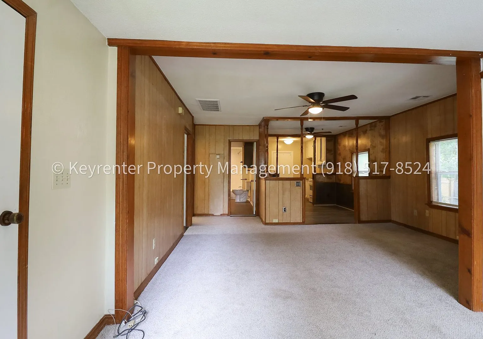 2 Bed | 1 Bath | Large Backyard | $200 Move-in Special — Photo 3