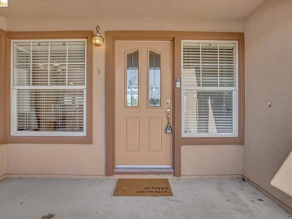 4th image of 138 Cedar Ridge Ct